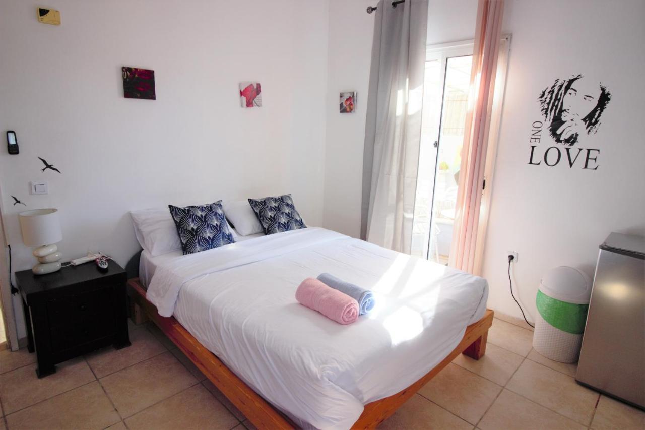 Custo Club Guest house